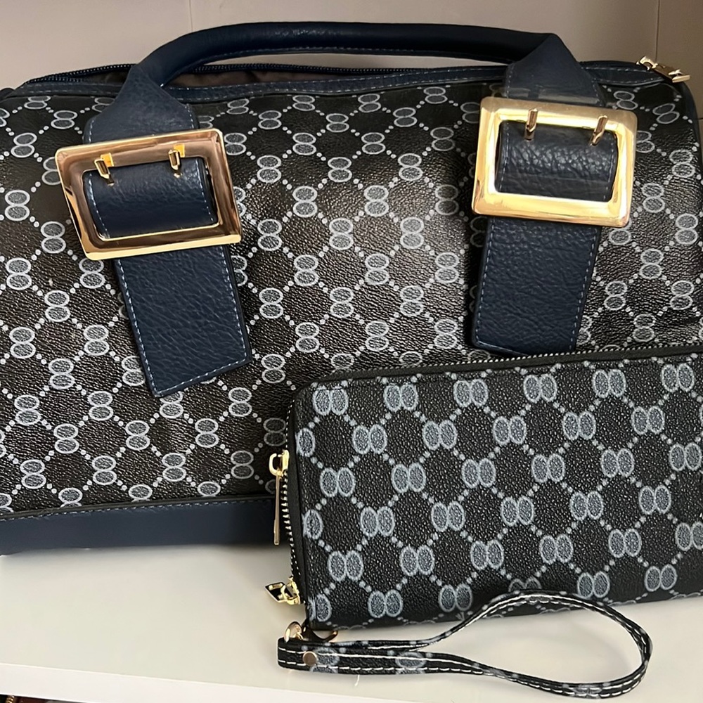Fashion Handbag 🥰